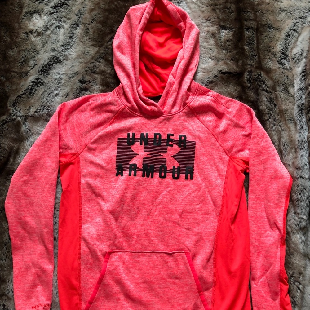 BNWOT Under Armour Athletic Sweatshirt